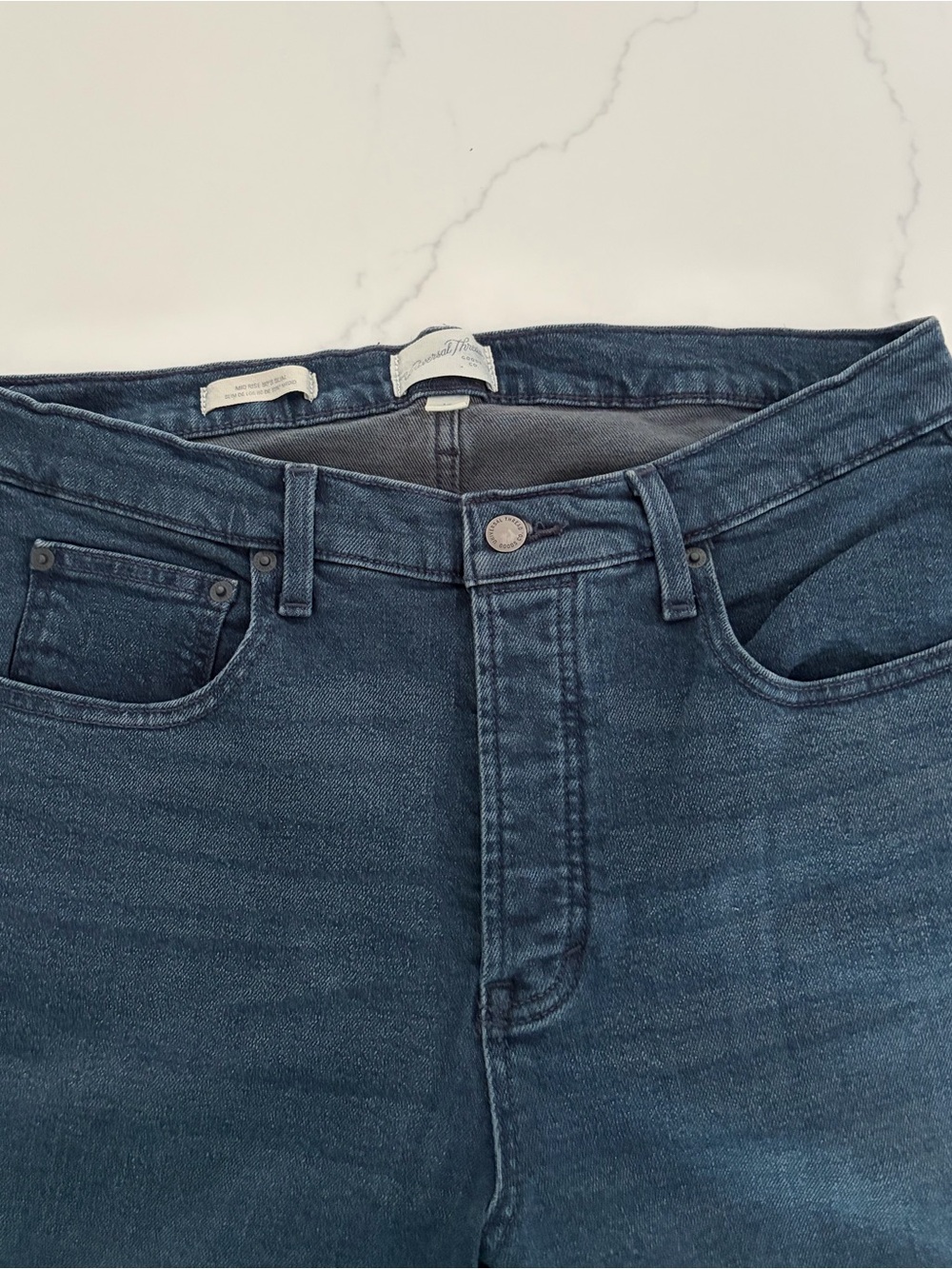 Universal Thread Sz 14 Jeans Mid Rise Slim barely worn. Like New
